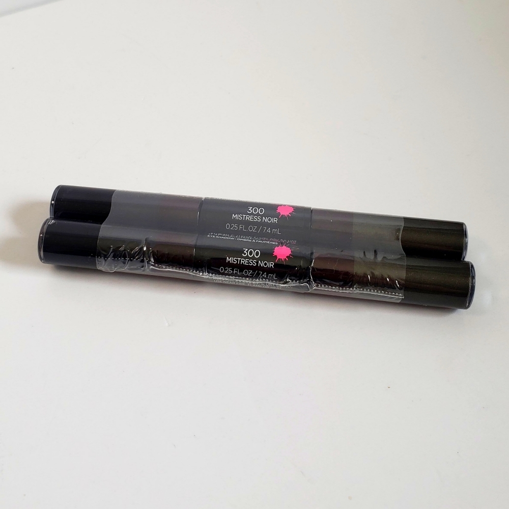 L'OREAL PARIS Infallible Paints EyeShadow # 300 Mistress Noir (2-Pack)